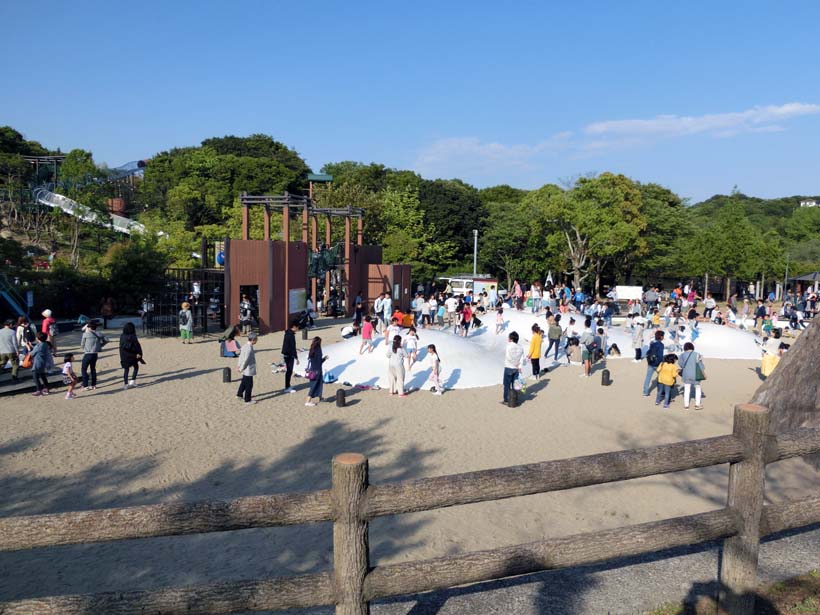 淡路島公園 ふわふわドーム トランポリン