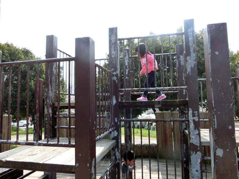 深北緑地公園 とりで広場 砦の遊具