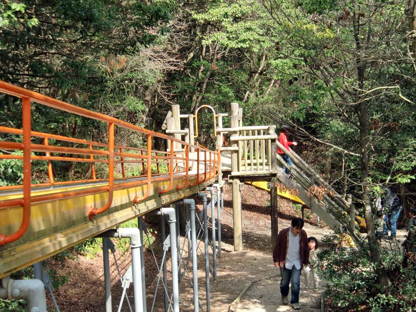 京都府立山城総合運動公園(太陽が丘) ジャンボすべり台 ローラー滑り台