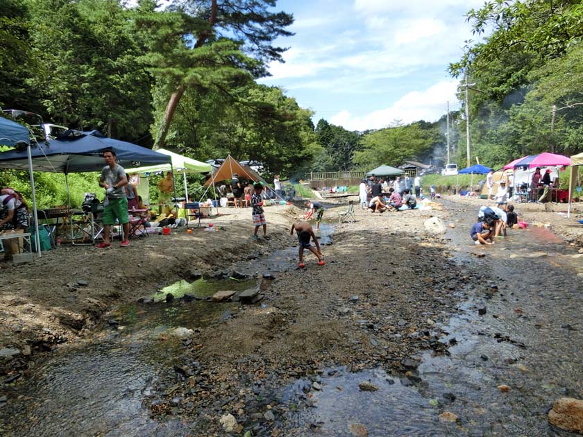 山城森林公園 川遊び バーベキューポイント