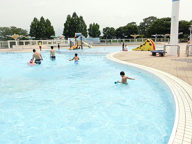 亀岡運動公園プール口コミ