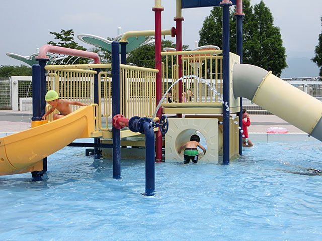 亀岡運動公園プール口コミ