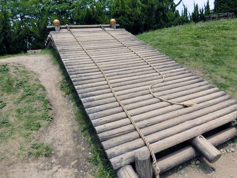 丹波自然公園 地下迷路 アスレチック遊具