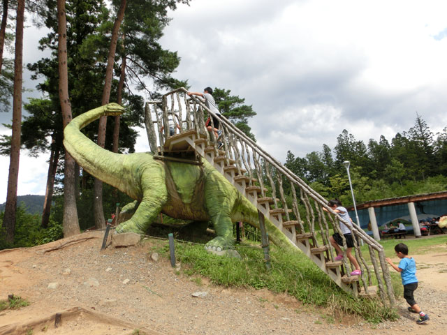 福井 恐竜博物館 公園 遊具